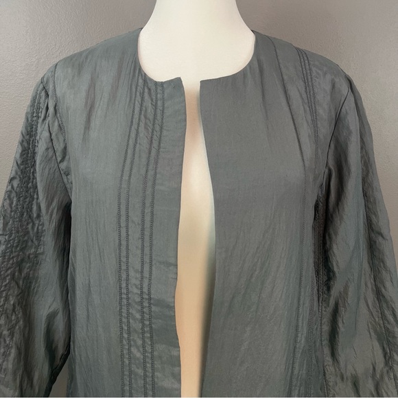 NWT Eileen Fisher Silver Grey 100% Silk Embroidered Open Jacket Size Small - Picture 5 of 16